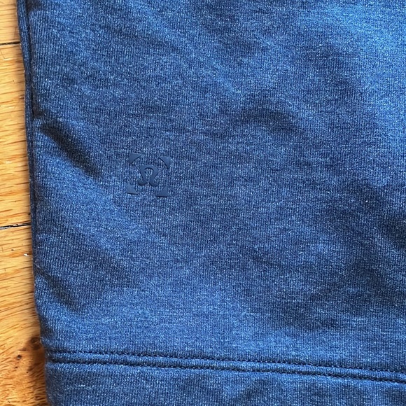 Lululemon City Sweat 9” inseam short, size M, navy. Like new condition. - Picture 4 of 7
